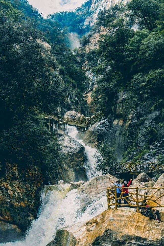 单峰逃脱